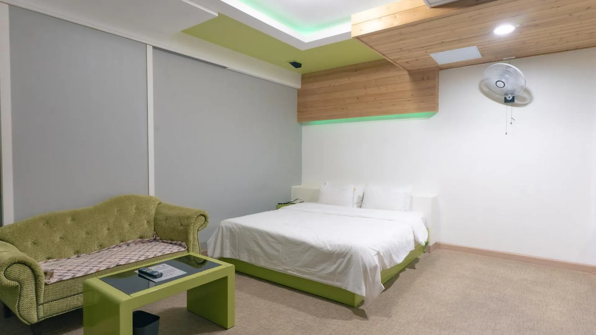 The Bay Hotel Haeundae Busan 2*,