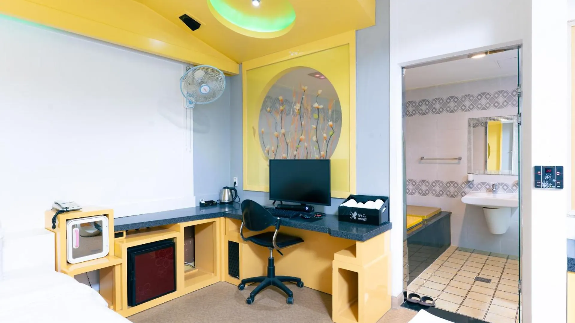 The Bay Hotel Haeundae Busan 2*,